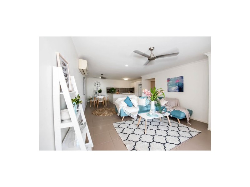 1/1 Hyams Way, Blacks Beach QLD 4740