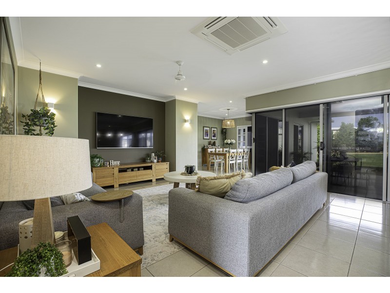 23 Lockyer Court, Rural View QLD 4740