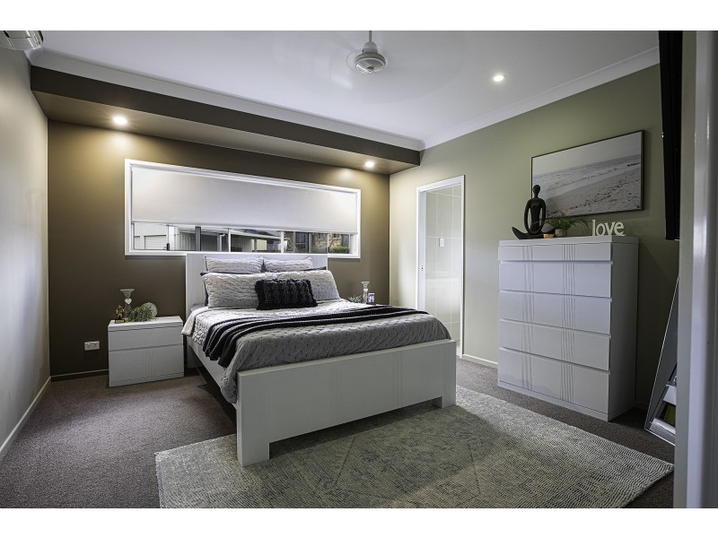 23 Lockyer Court, Rural View QLD 4740