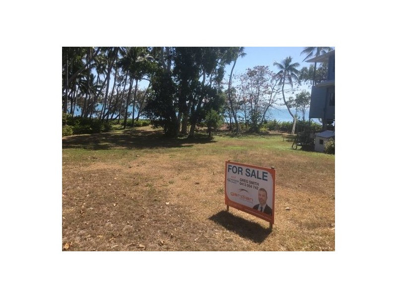 56 Ocean Avenue, Slade Point QLD 4740