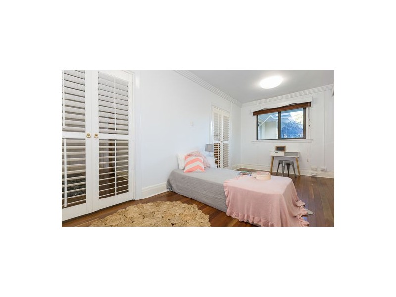 83 Nebo Road, West Mackay QLD 4740