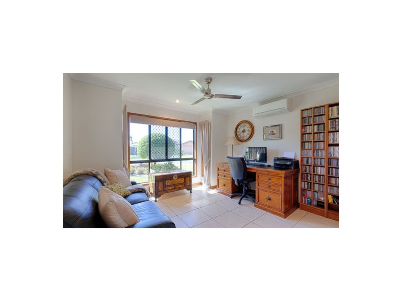 17 Romaine Court, Glenella QLD 4740