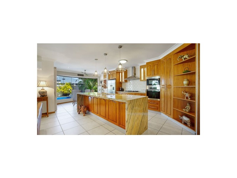 17 Romaine Court, Glenella QLD 4740