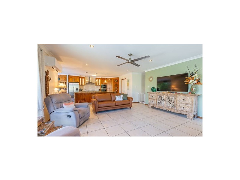 17 Romaine Court, Glenella QLD 4740