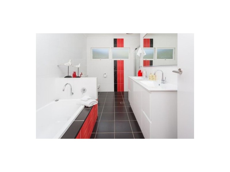 38 Paulette Street, West Mackay QLD 4740