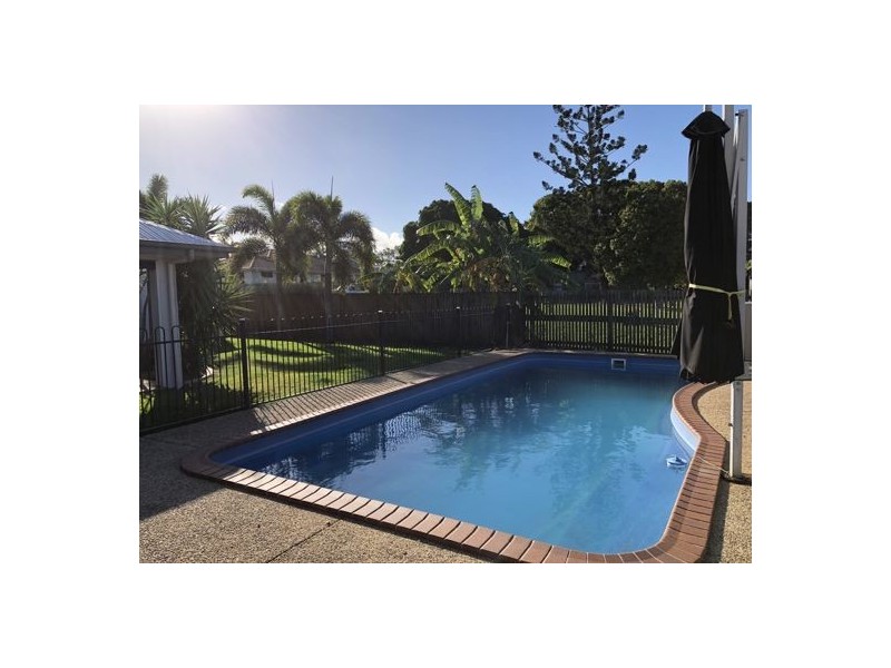 44 Wheeler Drive, Glenella QLD 4740