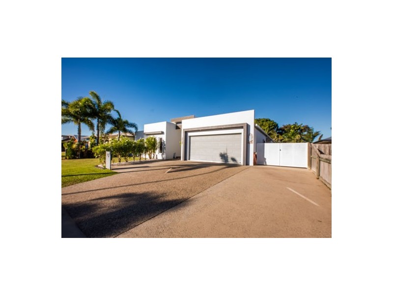 45 Monash Way, Ooralea QLD 4740