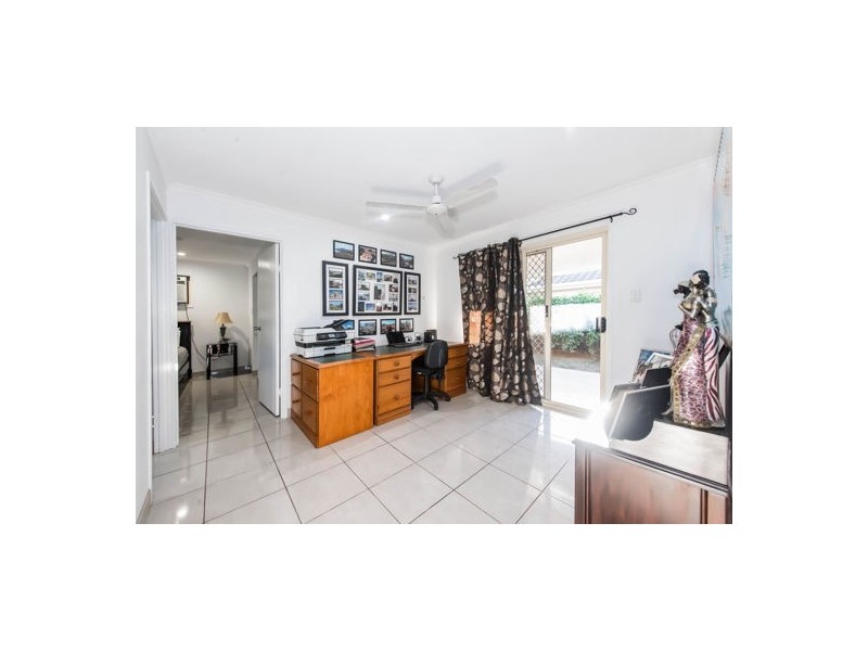 2 Amiet Street, South Mackay QLD 4740
