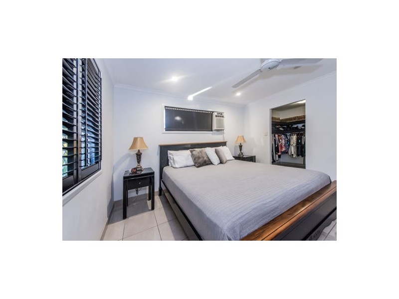 2 Amiet Street, South Mackay QLD 4740