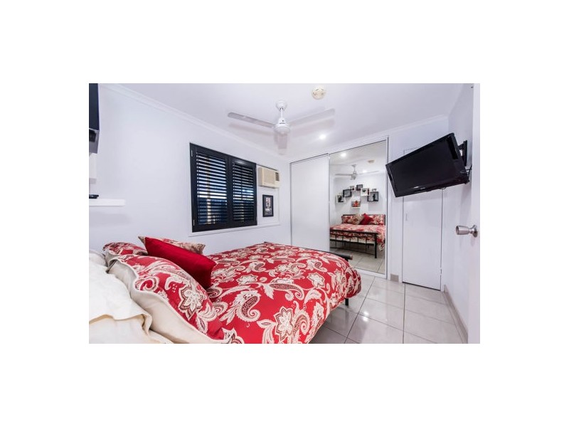 2 Amiet Street, South Mackay QLD 4740