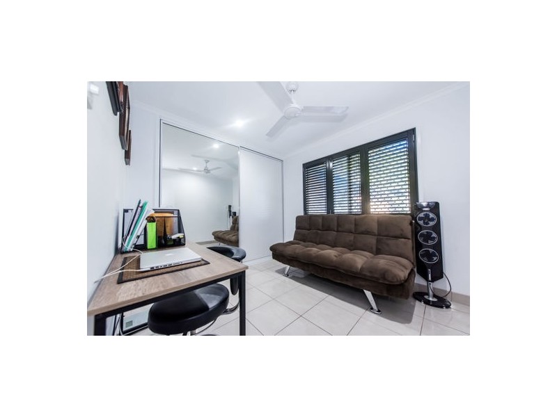2 Amiet Street, South Mackay QLD 4740