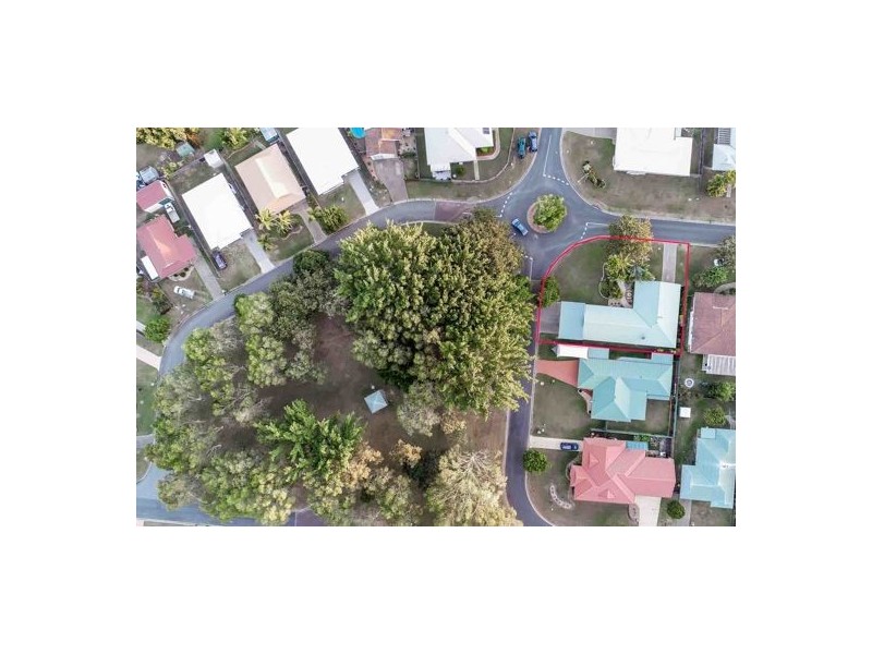 2 Amiet Street, South Mackay QLD 4740