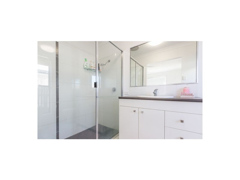 2 Kingslea Court, Ooralea QLD 4740