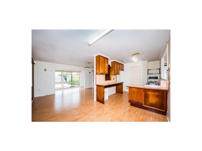 2 Weir Street, East Mackay QLD 4740