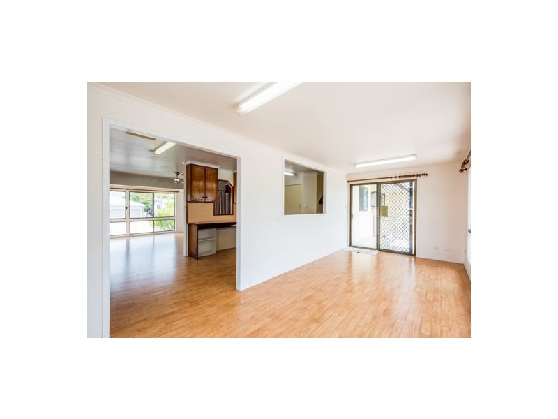 2 Weir Street, East Mackay QLD 4740