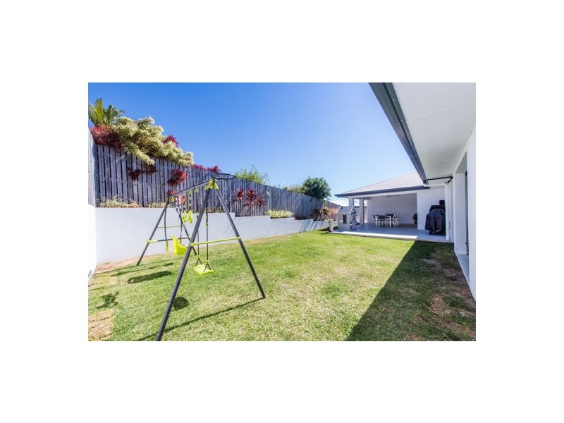 1 Dan Court, Greenmount QLD 4751