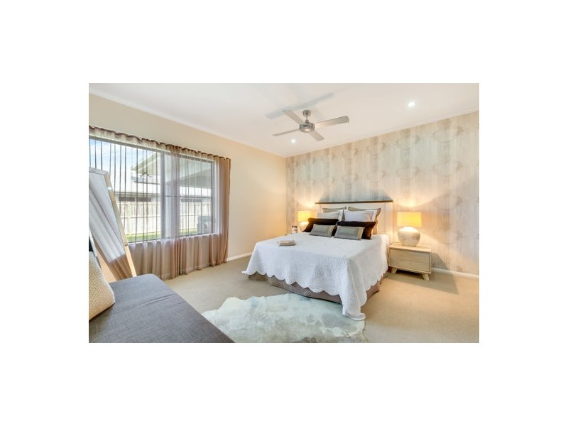 5 Eleanor Drive, Beaconsfield QLD 4740