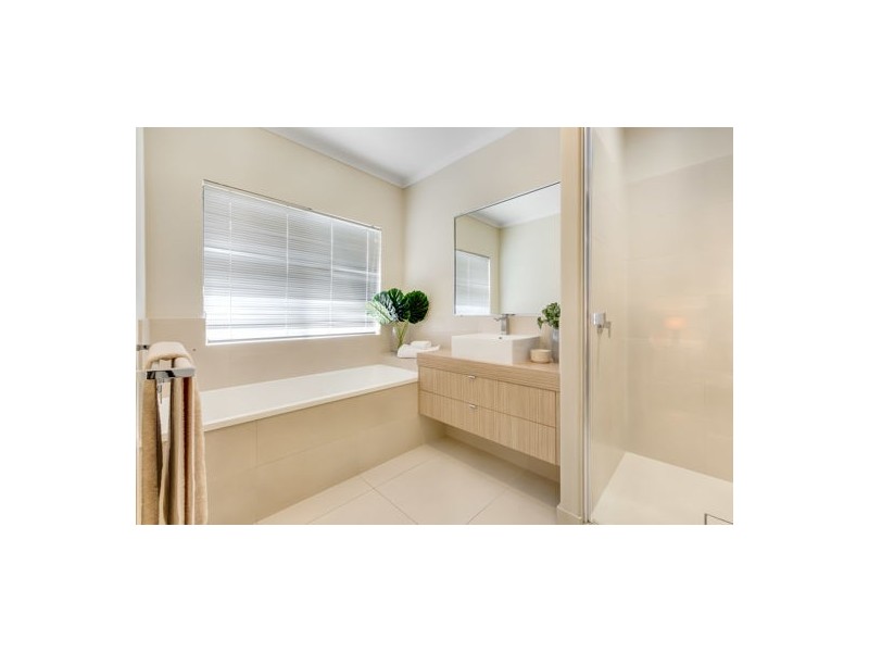 5 Eleanor Drive, Beaconsfield QLD 4740