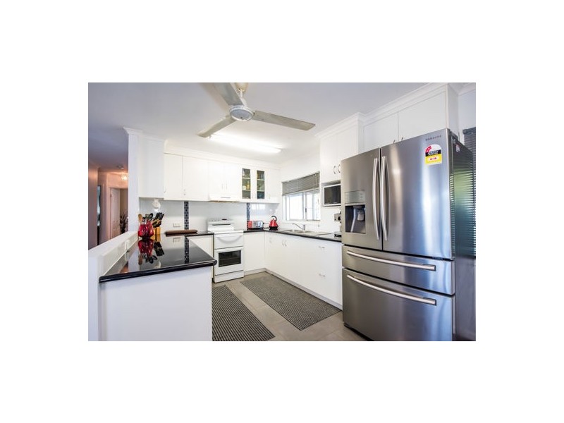 66 Shoal Point Road, Bucasia QLD 4750