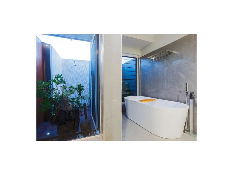 16 Glenoak Avenue, Richmond QLD 4740