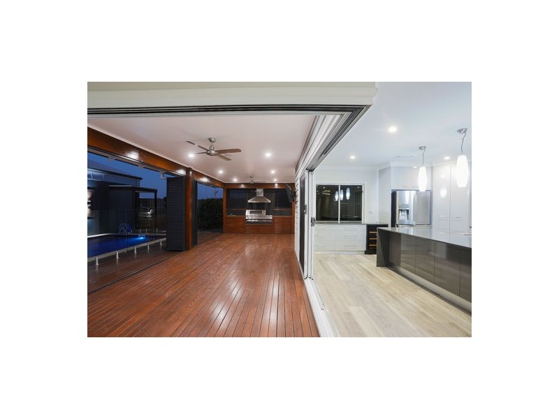 16 Glenoak Avenue, Richmond QLD 4740