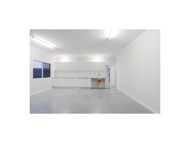 16 Glenoak Avenue, Richmond QLD 4740