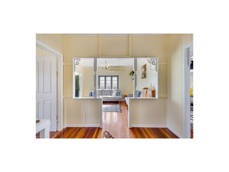 9 Jackson Street, West Mackay QLD 4740