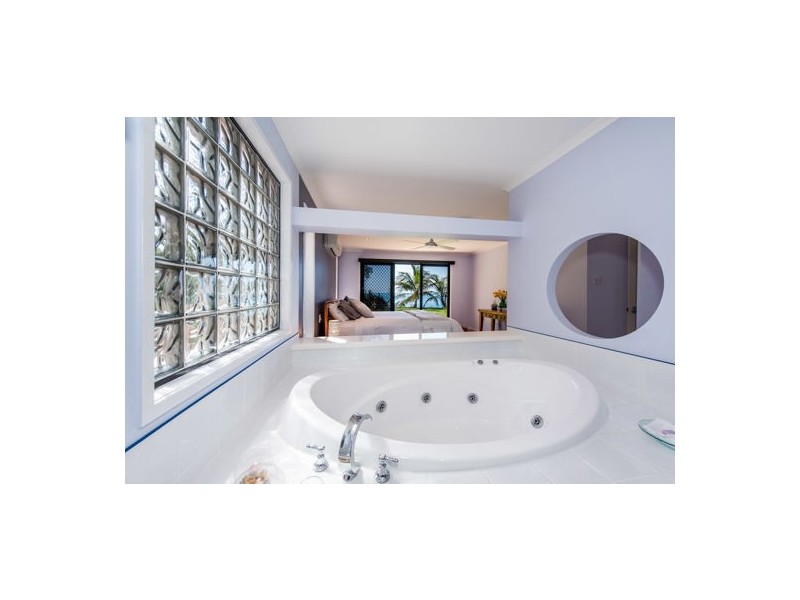 60 Admiral Drive, Dolphin Heads QLD 4740