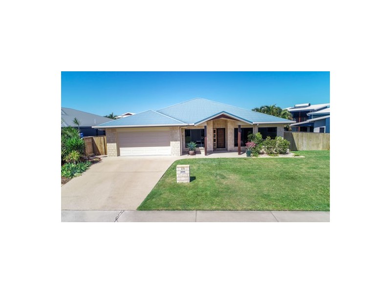 20 Gingham Street, Glenella QLD 4740