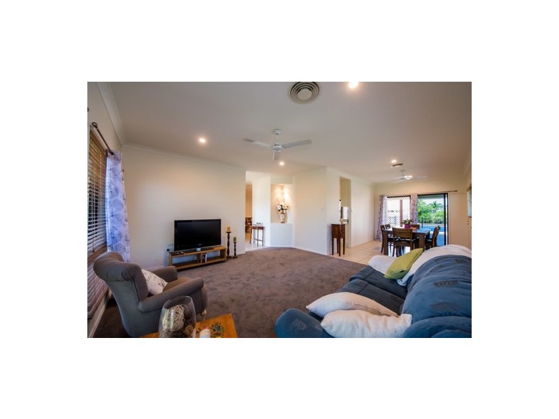 20 Gingham Street, Glenella QLD 4740