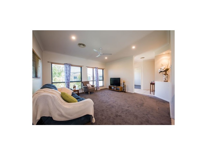 20 Gingham Street, Glenella QLD 4740