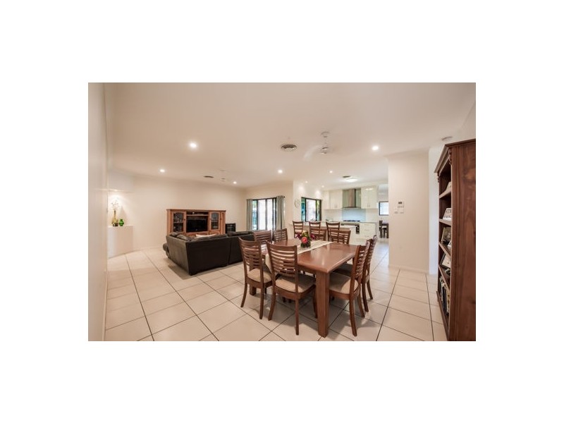 20 Gingham Street, Glenella QLD 4740