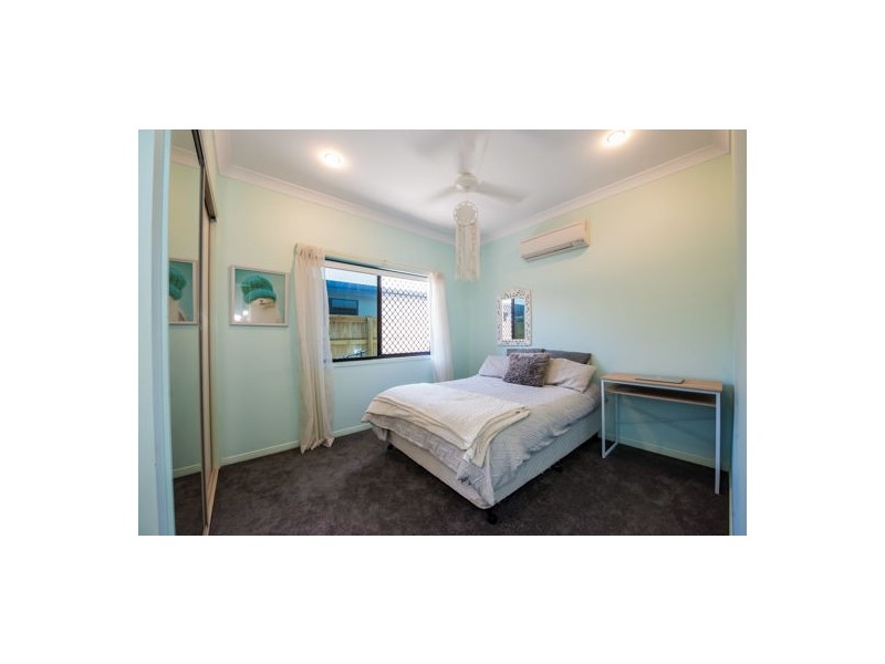 20 Gingham Street, Glenella QLD 4740