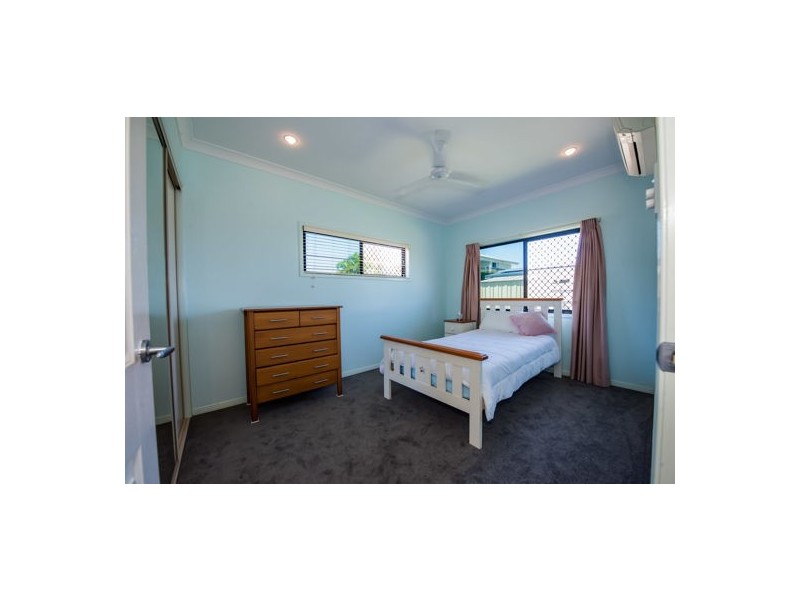 20 Gingham Street, Glenella QLD 4740