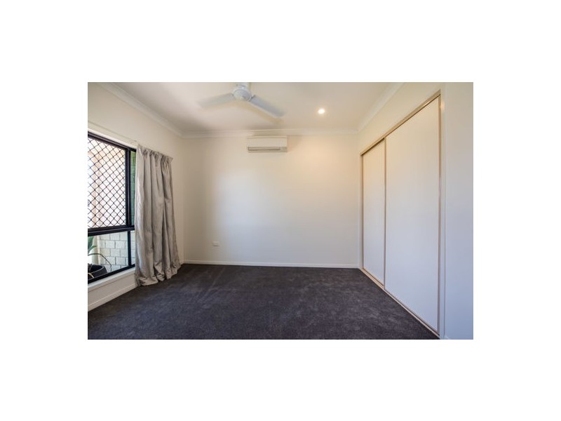 20 Gingham Street, Glenella QLD 4740