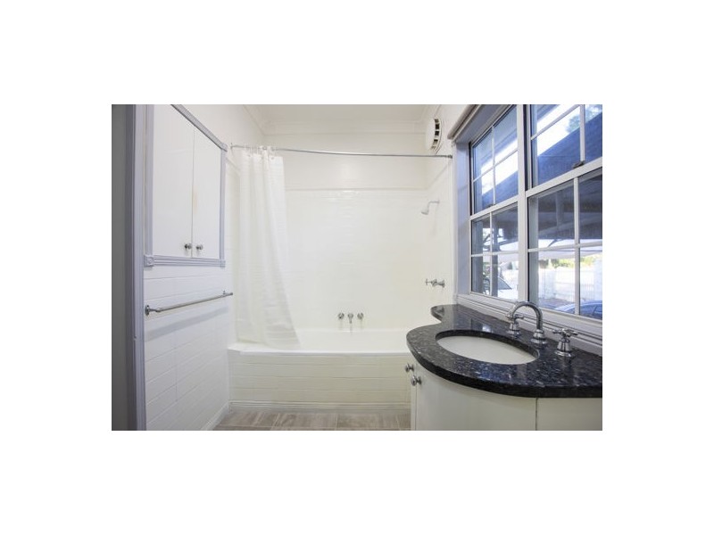3 Russell Avenue, Slade Point QLD 4740