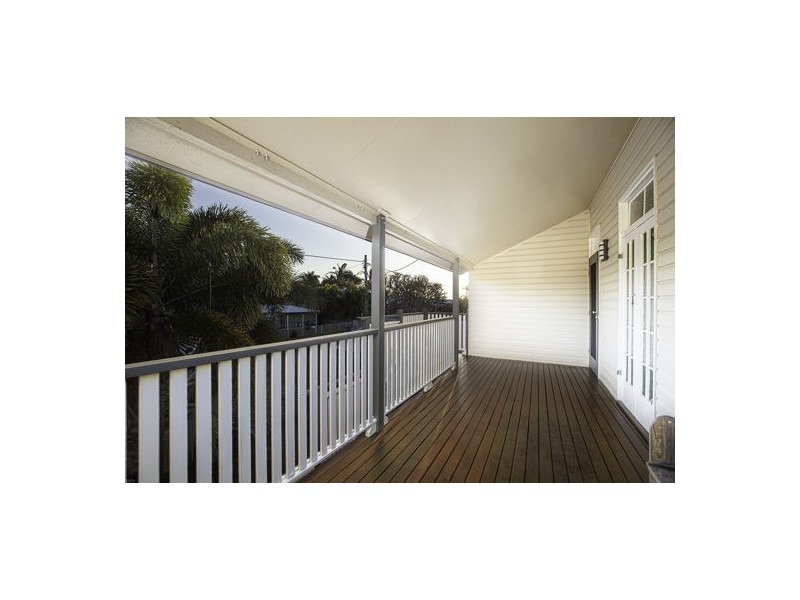 14 Hinton Street, West Mackay QLD 4740