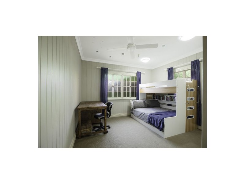 14 Hinton Street, West Mackay QLD 4740