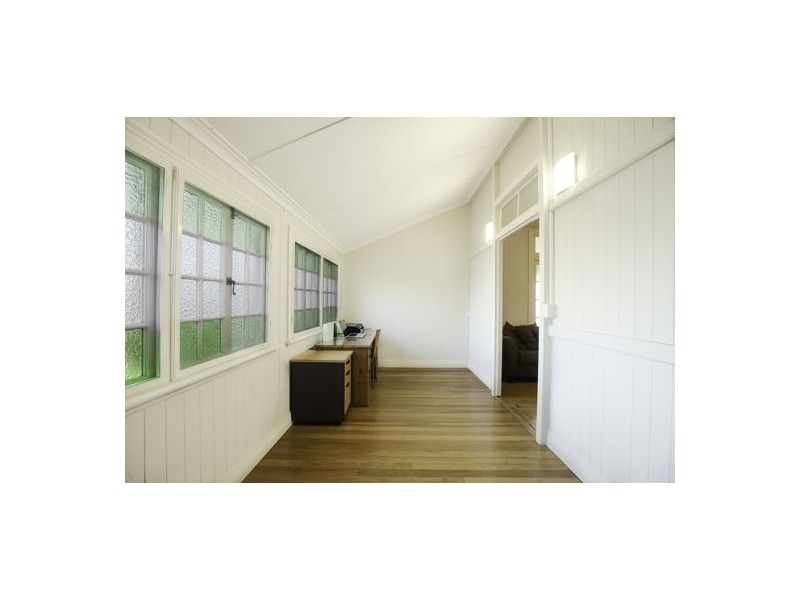 14 Hinton Street, West Mackay QLD 4740