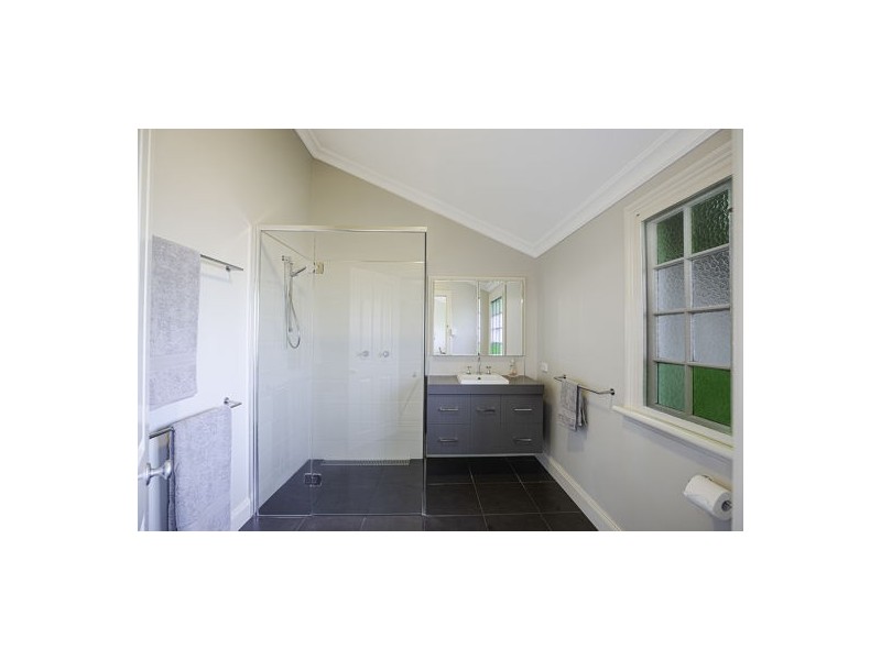 14 Hinton Street, West Mackay QLD 4740