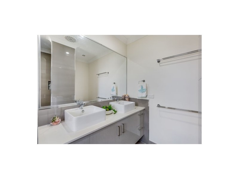 90 O’Riely Avenue, Marian QLD 4753