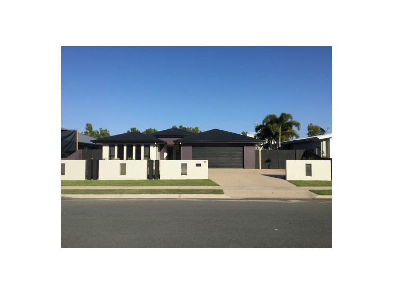 22 Monash Way, Ooralea QLD 4740