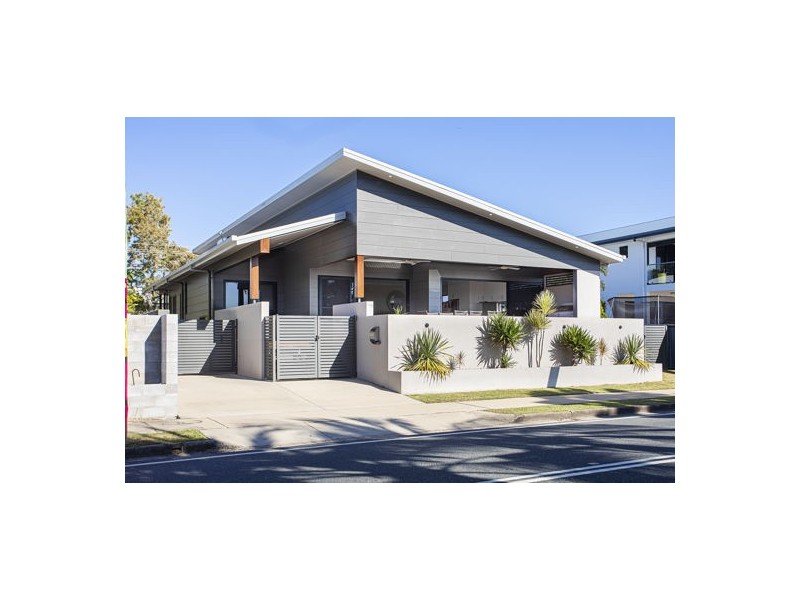 21 Slade Esplanade, Slade Point QLD 4740