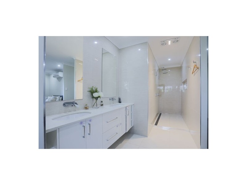21 Slade Esplanade, Slade Point QLD 4740