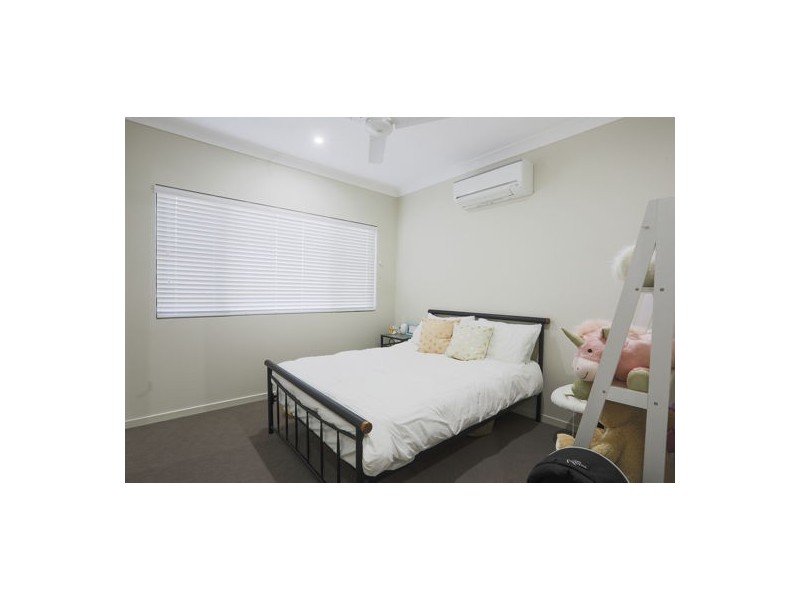 21 Slade Esplanade, Slade Point QLD 4740