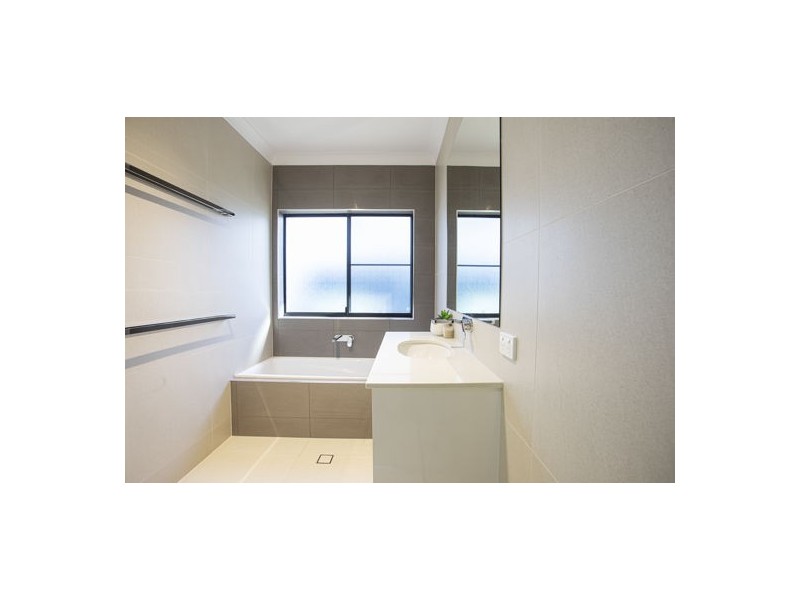 21 Slade Esplanade, Slade Point QLD 4740