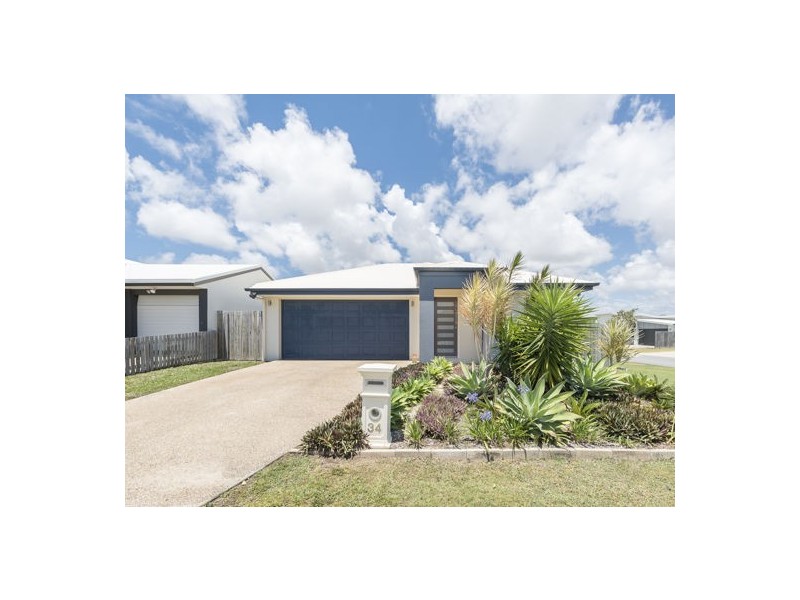 34 Montgomery Street, Rural View QLD 4740