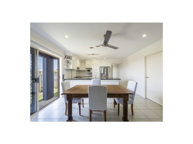 34 Montgomery Street, Rural View QLD 4740