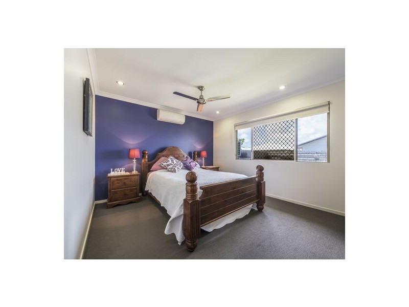34 Montgomery Street, Rural View QLD 4740