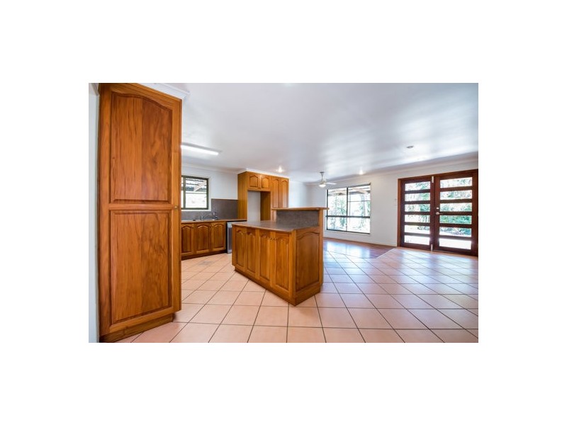 24 Windsor Drive, Hay Point QLD 4740